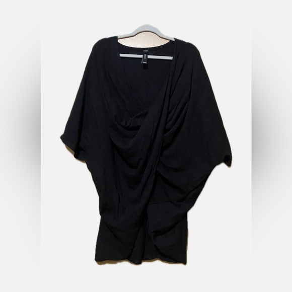 Sego Crossover Top | Black - Picture 1 of 9